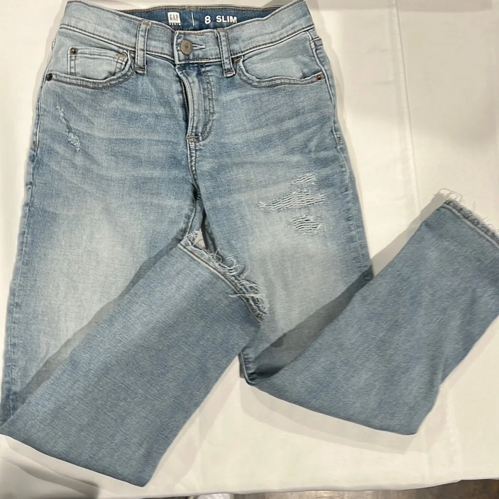 GAP. Slim fit youth jeans. Size 8.